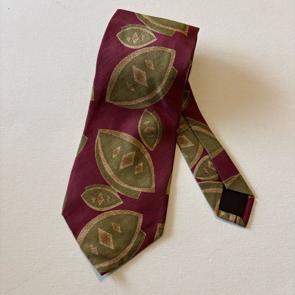 Ferrell Reed Neck Tie Silk Italy USA Made By Hand Classic Business Red Green